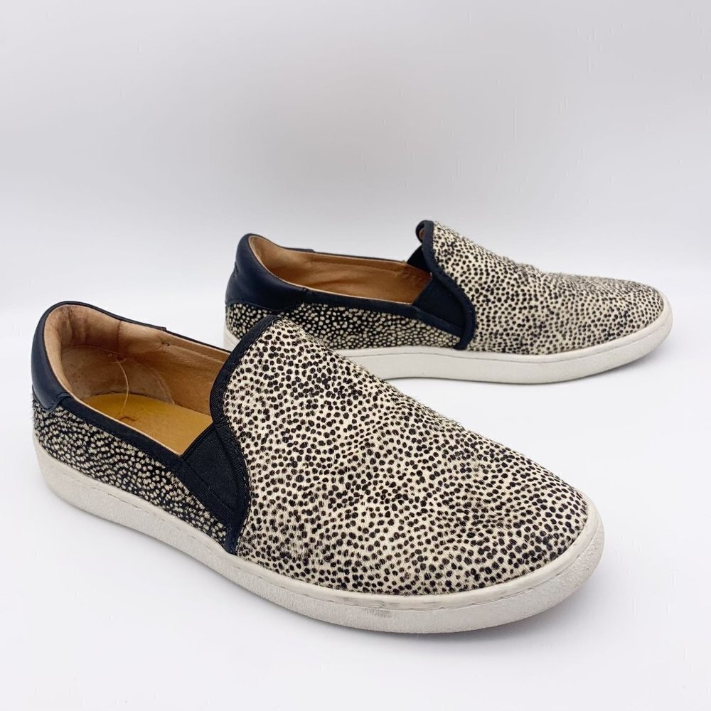 UGG Women's Cas Exotic Genuine Calf Hair Slip-On Sneaker Animal Print Size 9
